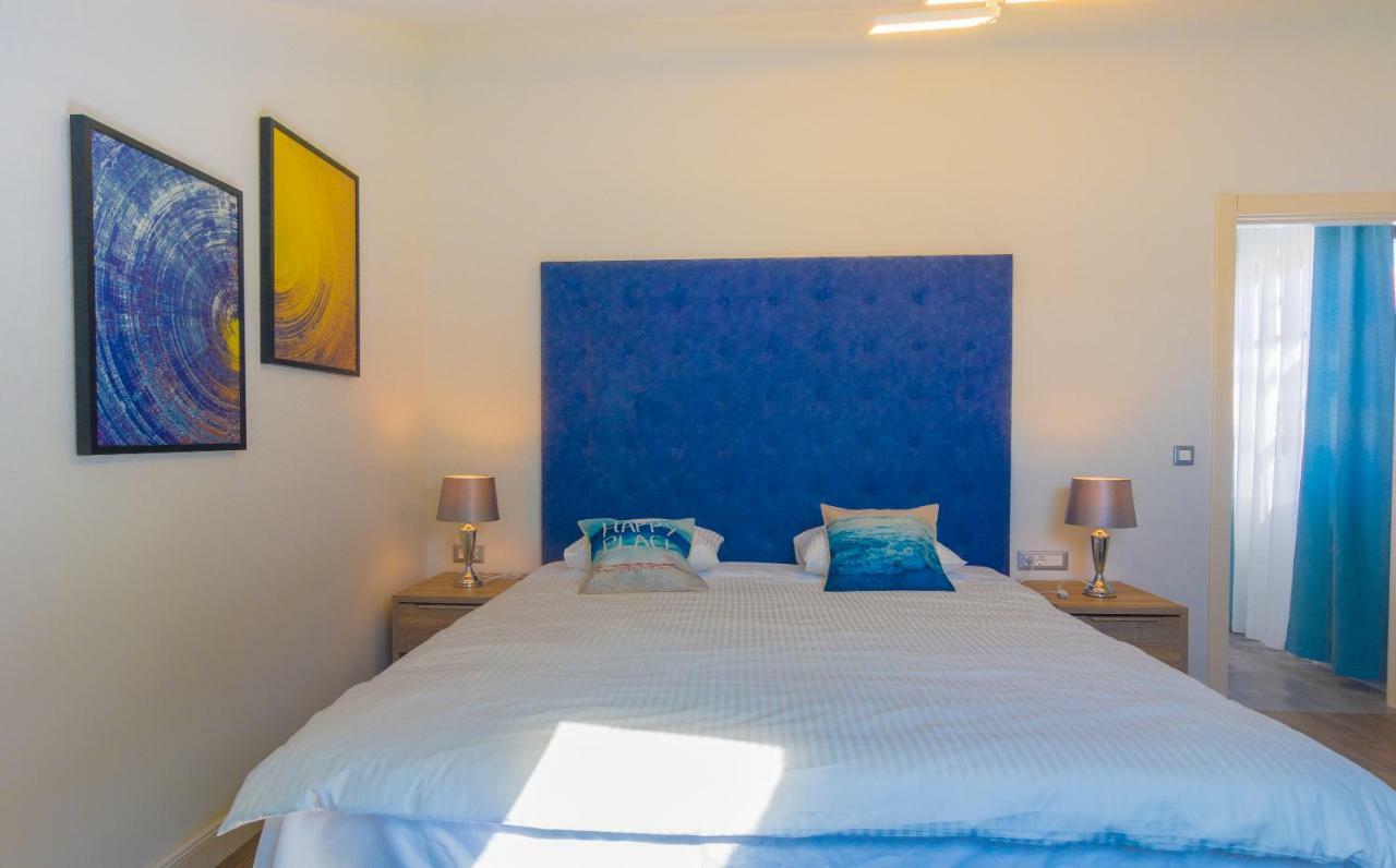 Apartments Mihael Нін Екстер'єр фото