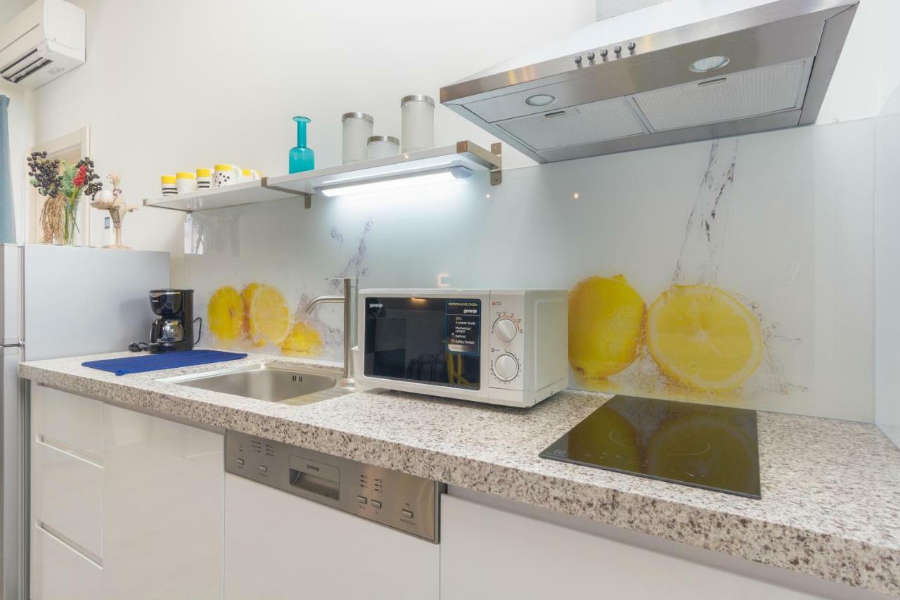 Apartments Mihael Нін Екстер'єр фото